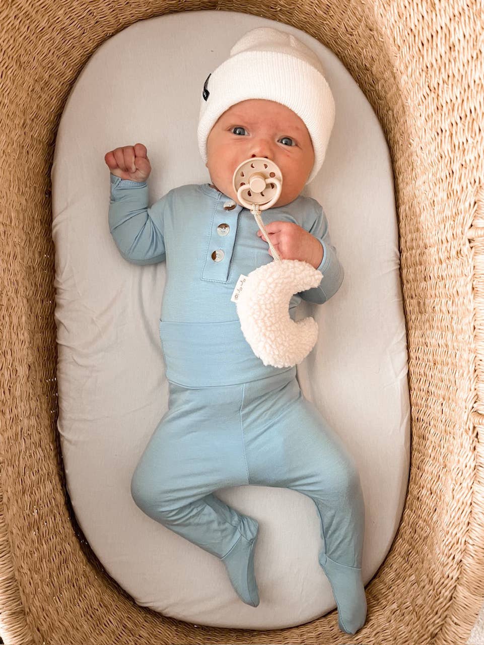 Top & Bottom Baby Outfit (Newborn - 3 mo) - Baby Blue