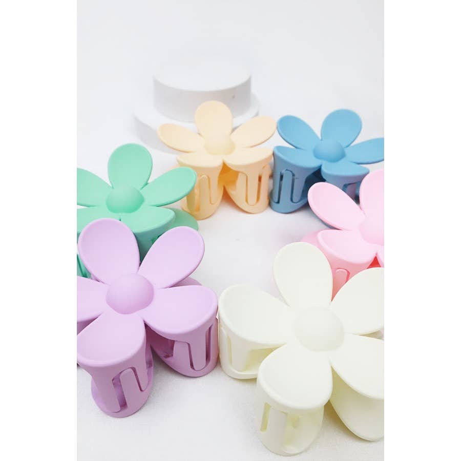 Pastel Tone Daisy Hair Clips