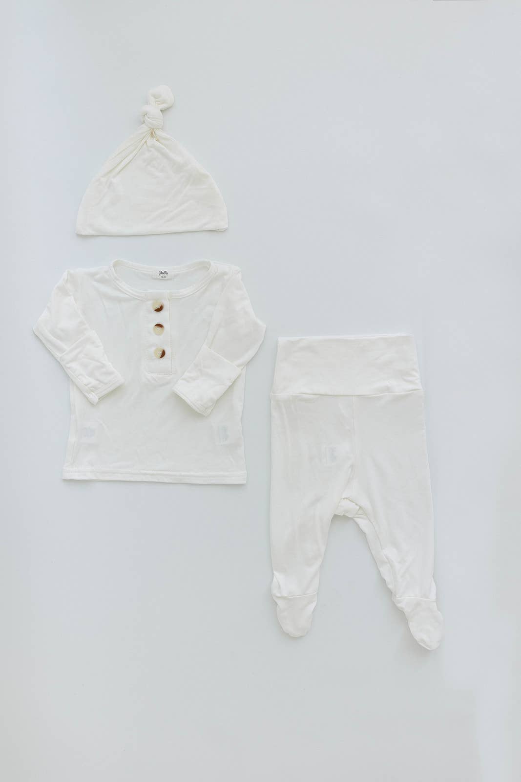 Top & Bottom Baby Outfit (Newborn - 12 months sizes) - White